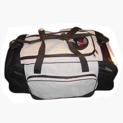 กระเป๋าเดินทาง Duffle Bag แบบล้อลากโพลีเอสเตอร์น้ำหนักเบา 600D